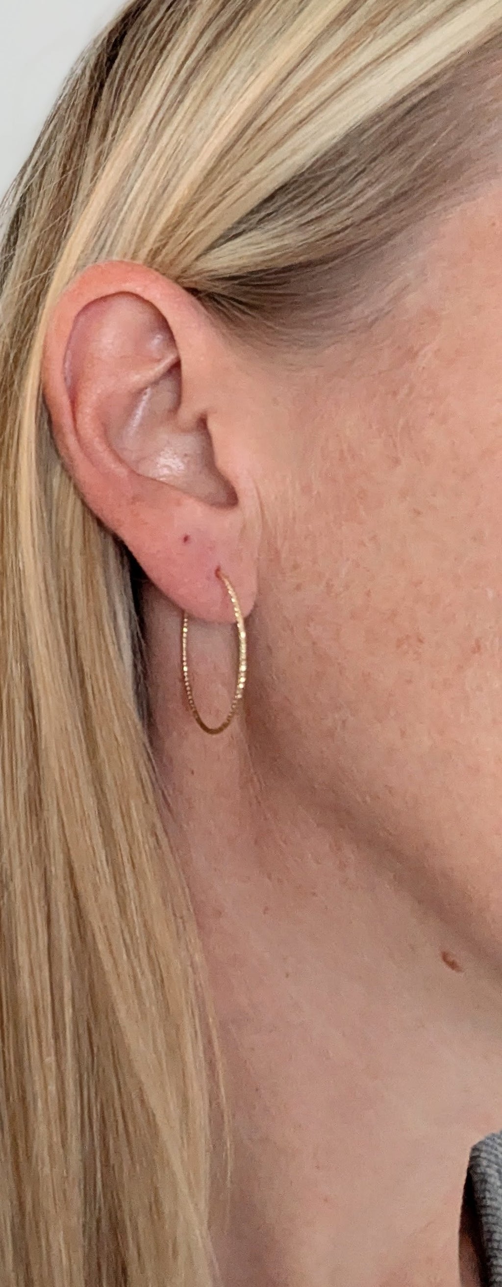 Medium Sleek Gold Hoop Earrings | Handmade 18g